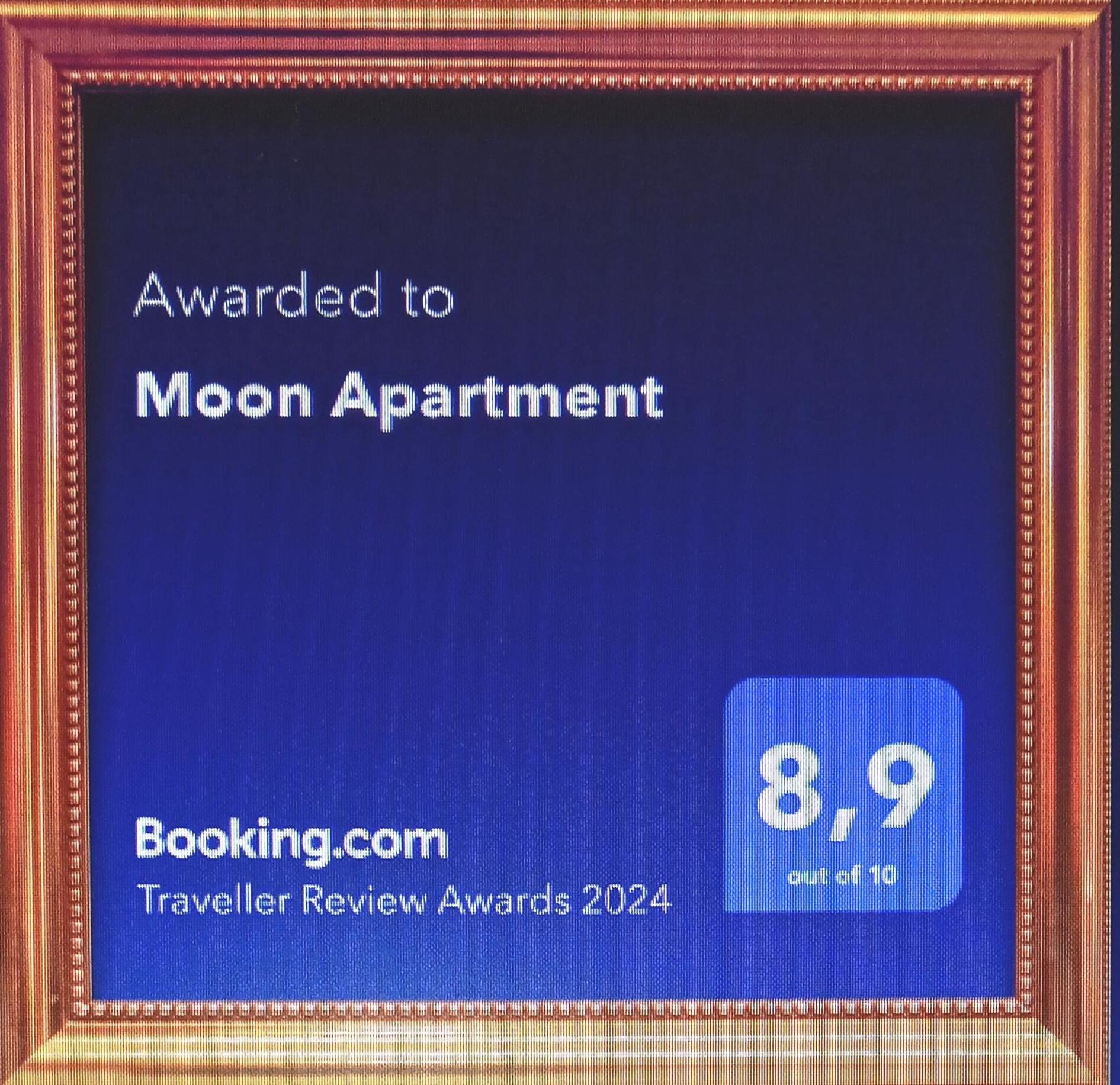 Moon Apartment Split Luaran gambar